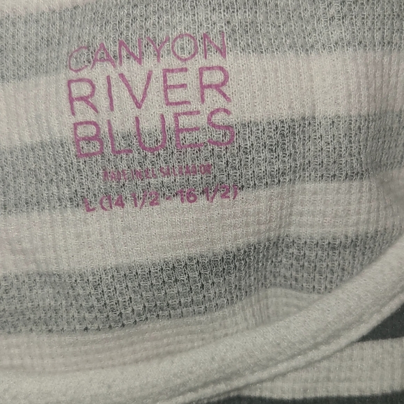 Long Sleeve Shirt - Picture 3 of 3